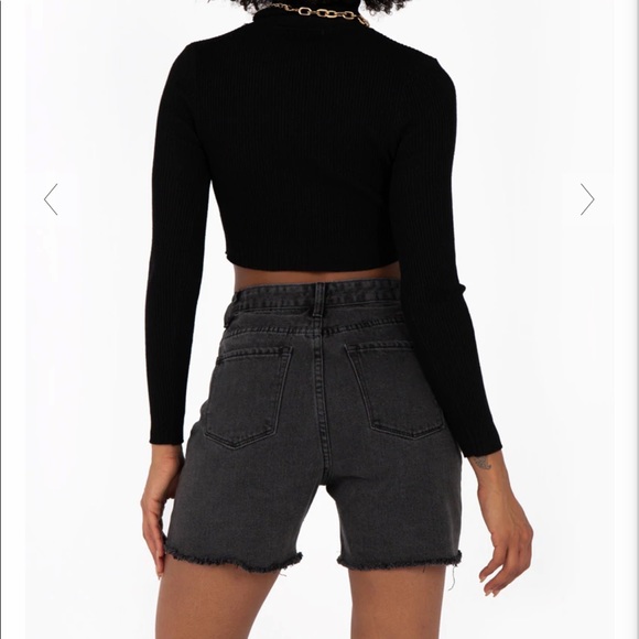 Dissh - NATION BLACK DISTRESSED DENIM SHORT - Picture 2 of 7